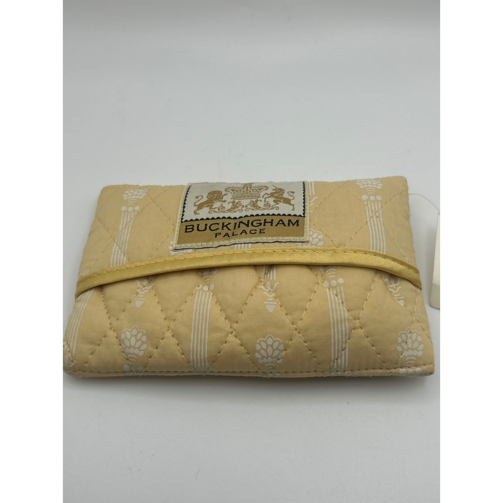 Buckingham Palace Royal Collection Quilted Tissue‎ Holder Case NWT Yellow
